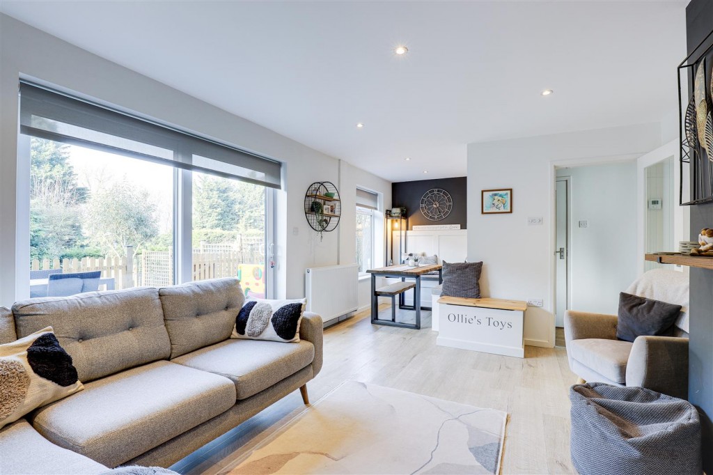 Brookland Close, Gunthorpe, Nottinghamshire, NG14 7EZ