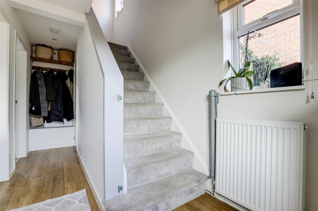 Brookland Close, Gunthorpe, Nottinghamshire, NG14 7EZ