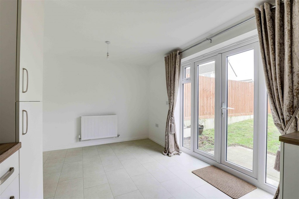 Linnet Drive, Rainworth, Mansfield, Nottinghamshire, NG21 0WL