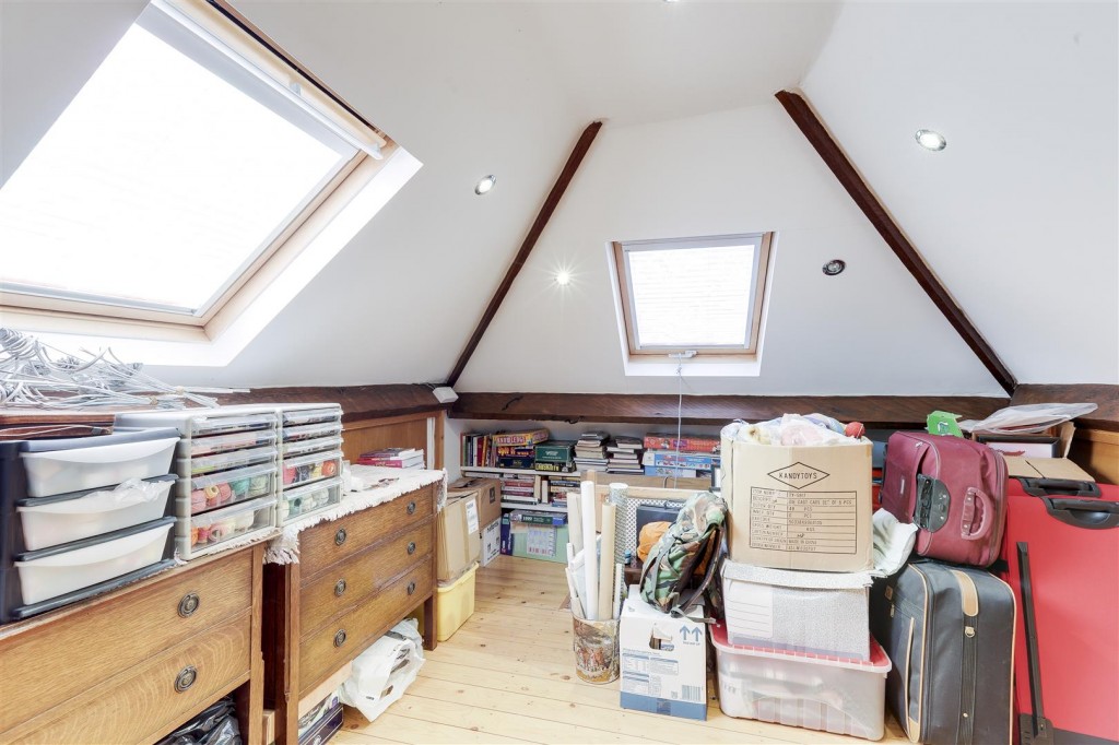 Spinney Rise, Toton, Nottinghamshire, NG9 6JL