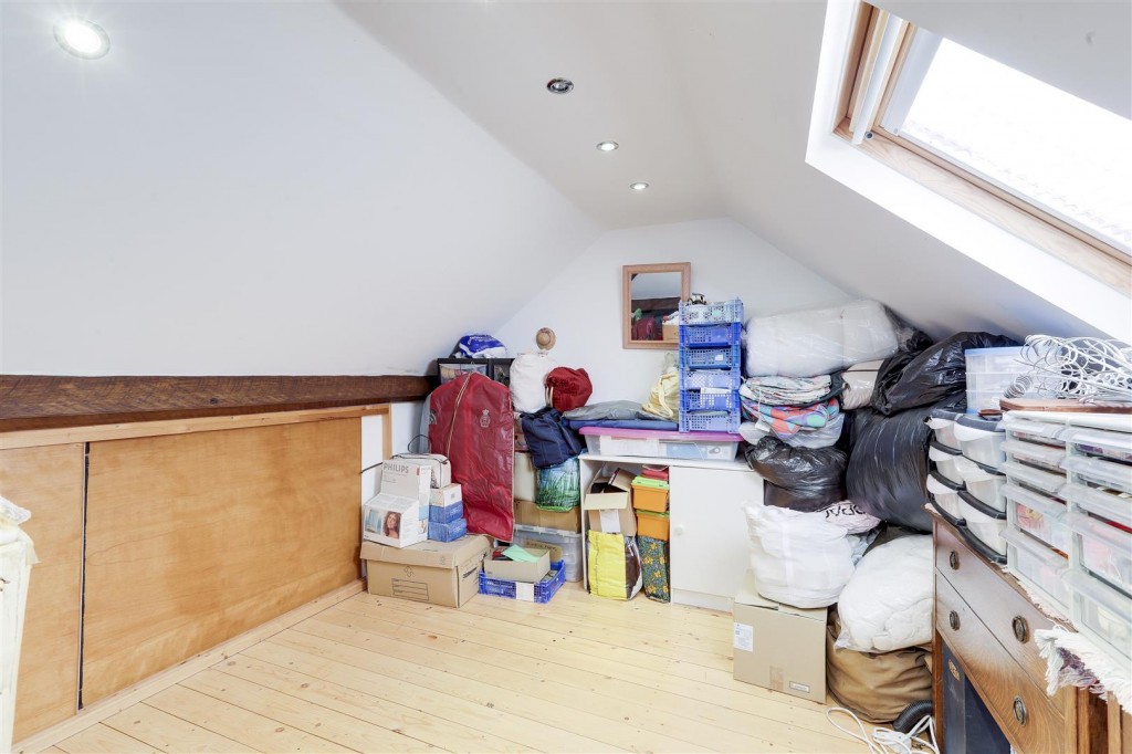 Spinney Rise, Toton, Nottinghamshire, NG9 6JL