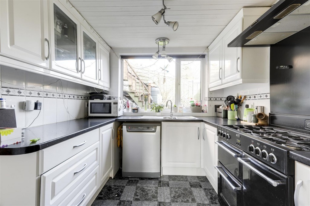 Spinney Rise, Toton, Nottinghamshire, NG9 6JL