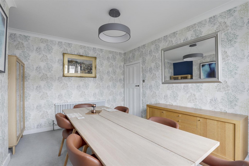 Eton Road, West Bridgford, Nottinghamshire, NG2 7AR