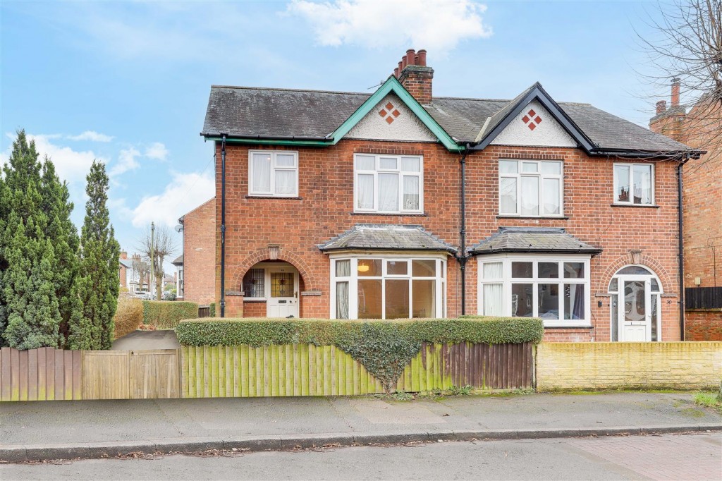 Carnarvon Road, West Bridgford, Nottinghamshire, NG2 6DE