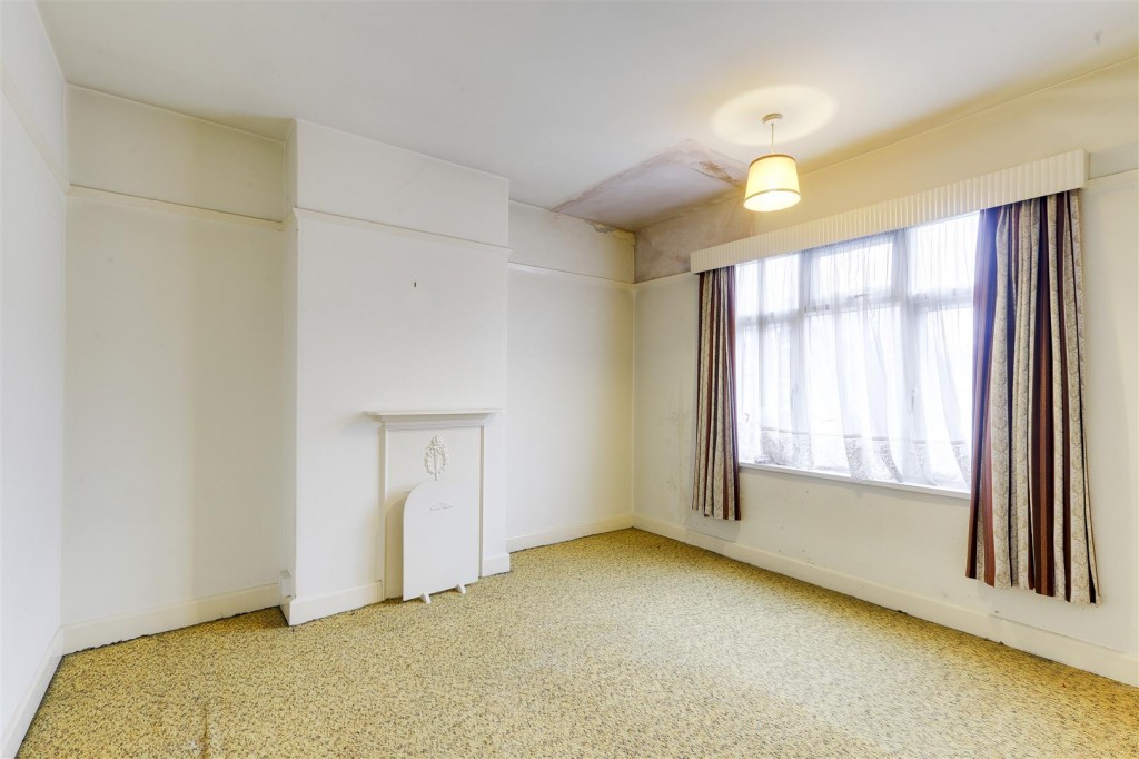 Carnarvon Road, West Bridgford, Nottinghamshire, NG2 6DE