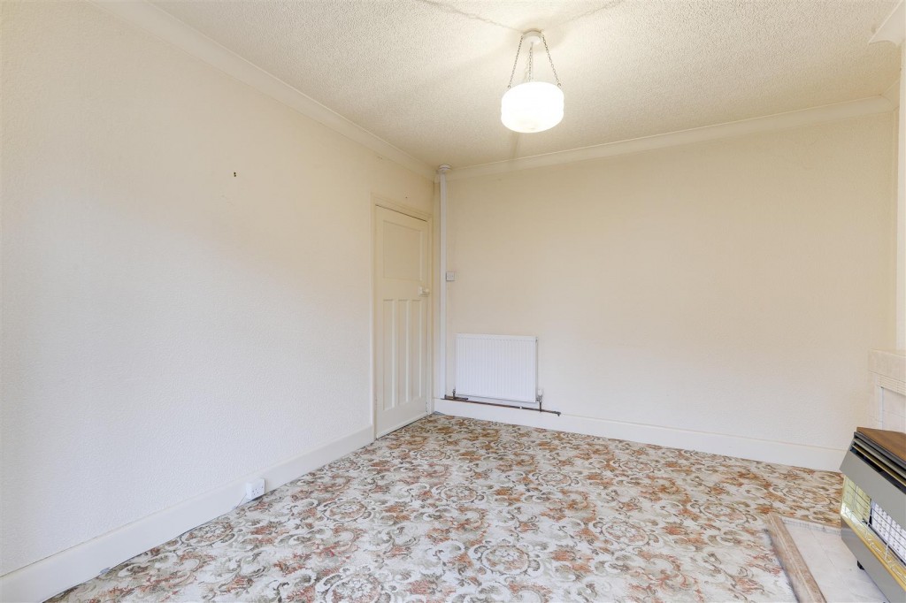 Carnarvon Road, West Bridgford, Nottinghamshire, NG2 6DE
