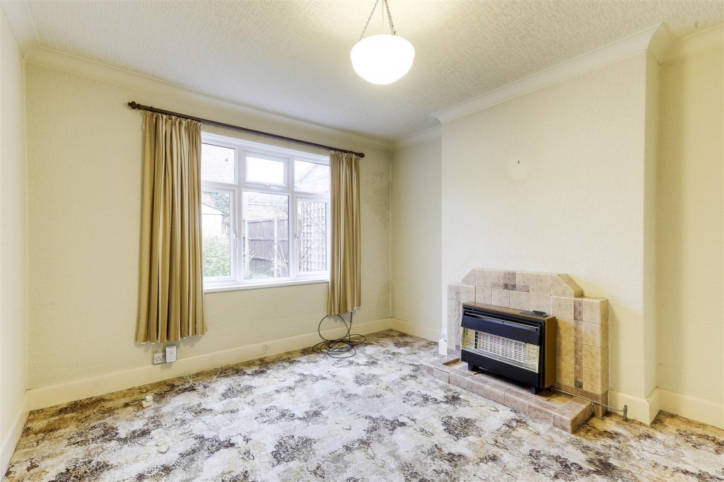 Carnarvon Road, West Bridgford, Nottinghamshire, NG2 6DE