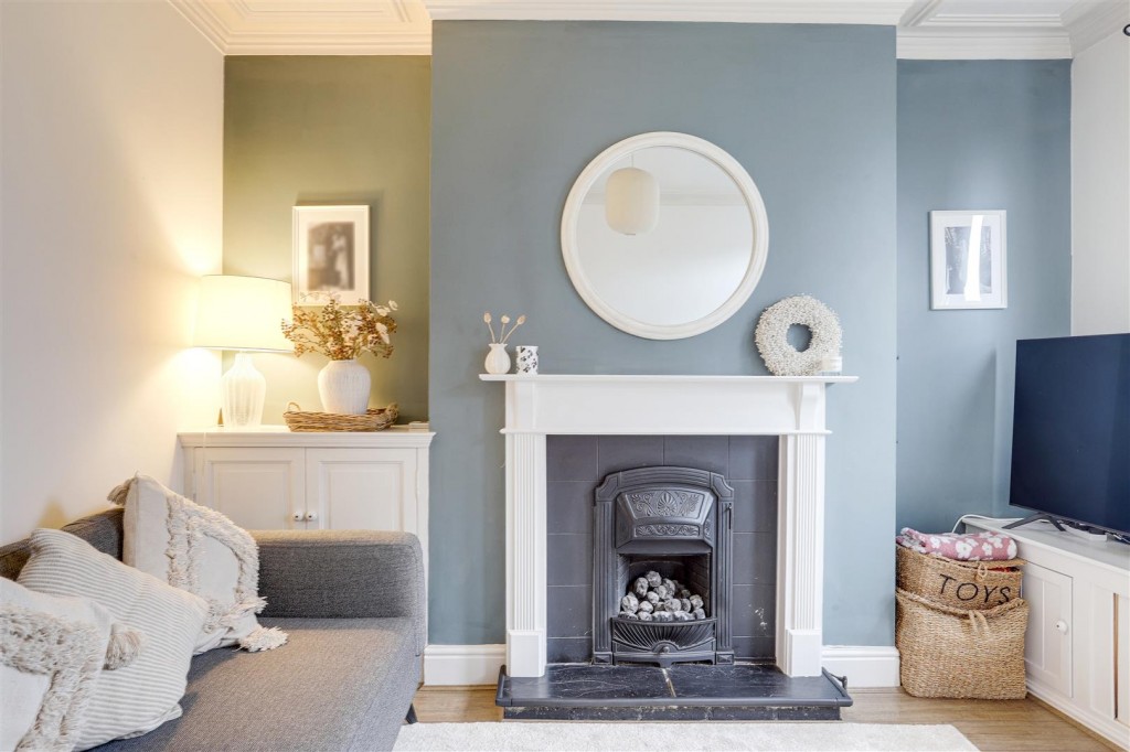 Clifton Avenue, Ruddington, Nottinghamshire, NG11 6DB