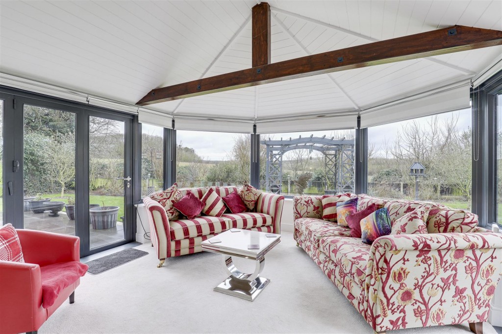Manor View, Caunton, Newark, Nottinghamshire, NG23 6AW