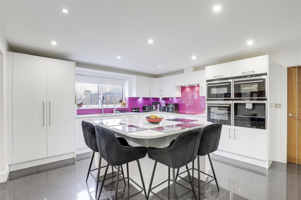 Manor View, Caunton, Newark, Nottinghamshire, NG23 6AW