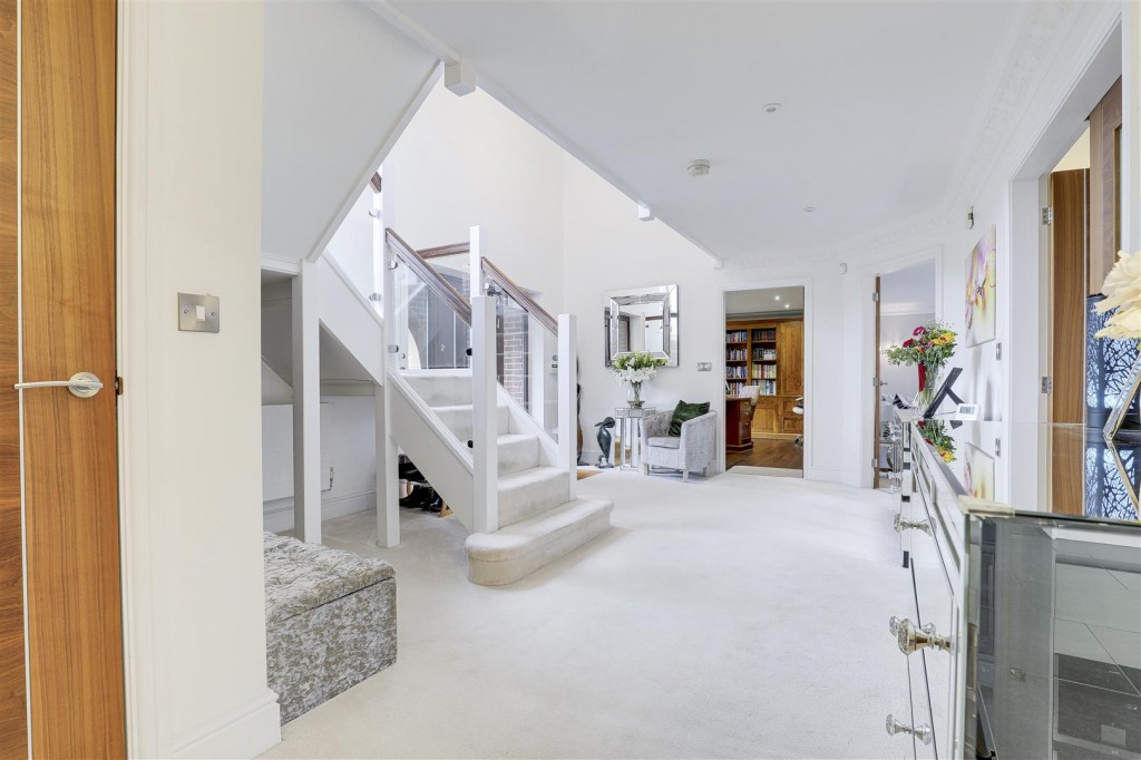 Manor View, Caunton, Newark, Nottinghamshire, NG23 6AW
