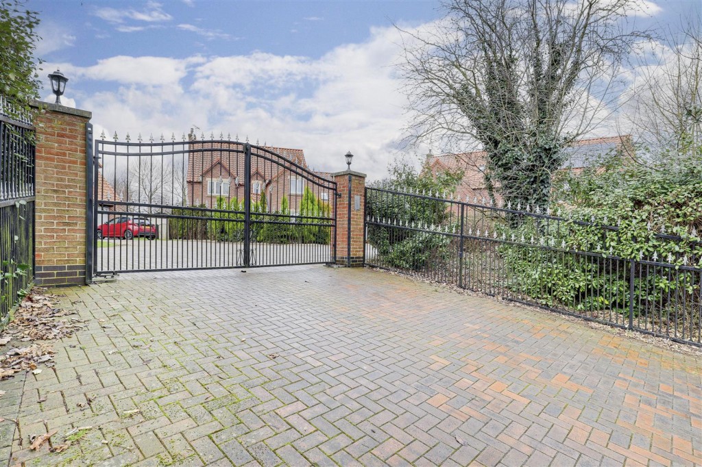 Manor View, Caunton, Newark, Nottinghamshire, NG23 6AW
