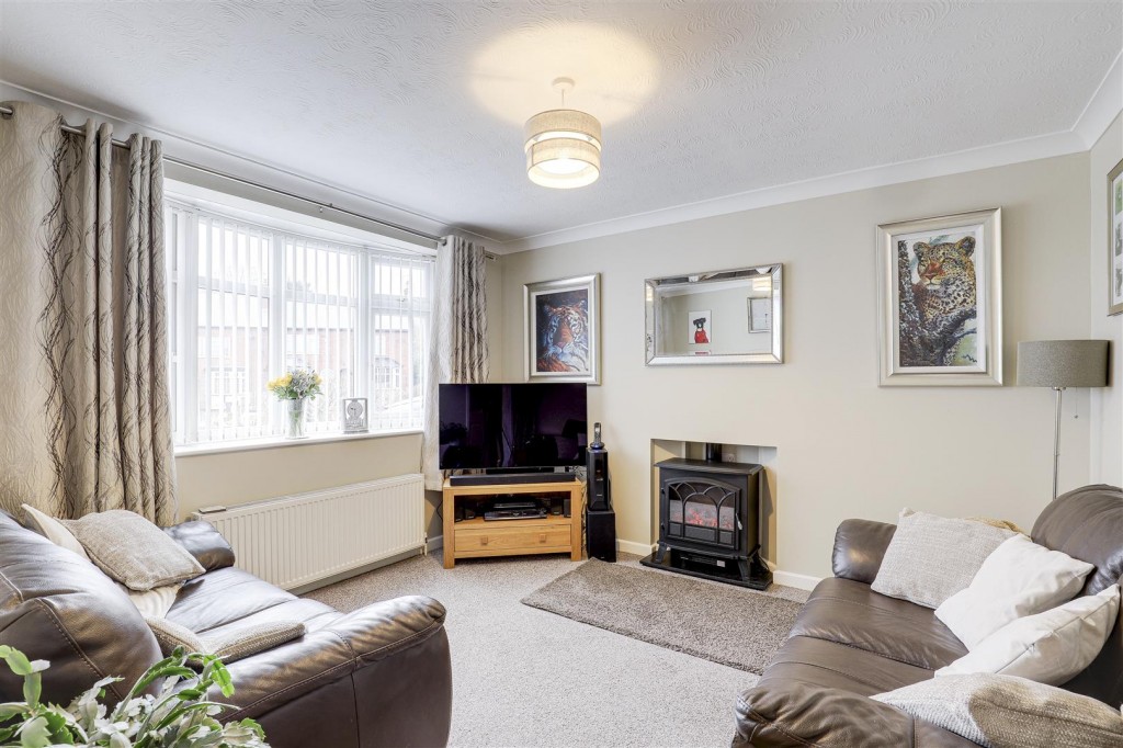 Redhill Road, Arnold, Nottinghamshire, NG5 8HB