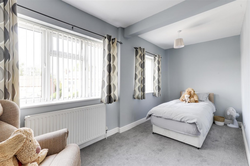 Redhill Road, Arnold, Nottinghamshire, NG5 8HB