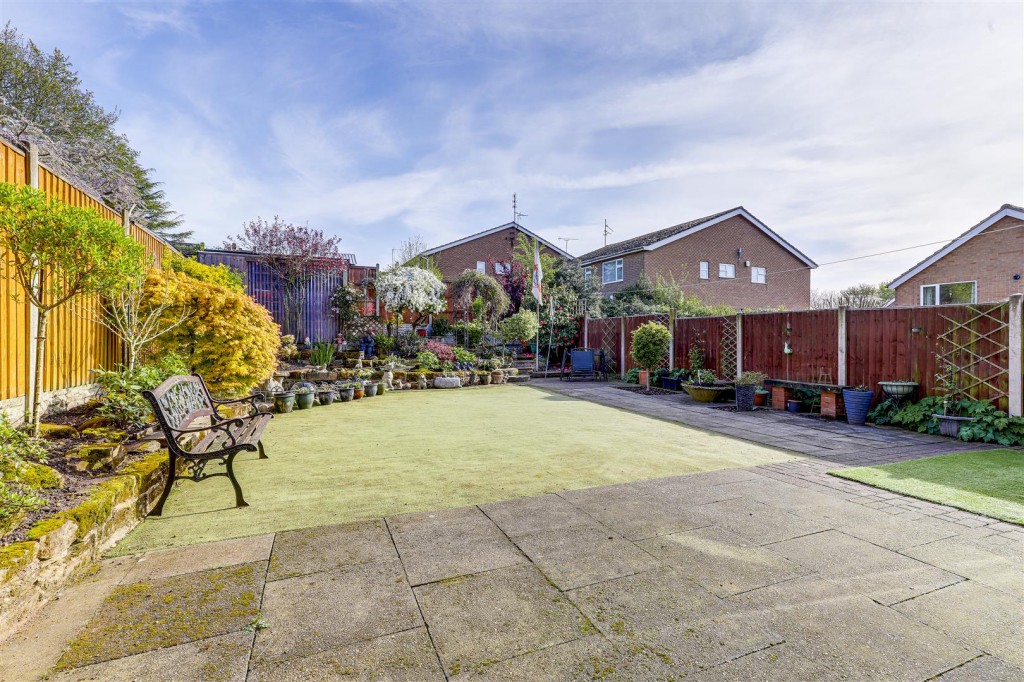 Redhill Road, Arnold, Nottinghamshire, NG5 8HB
