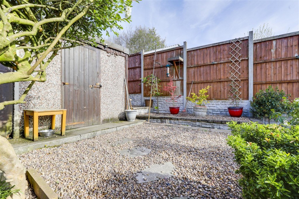 Redhill Road, Arnold, Nottinghamshire, NG5 8HB