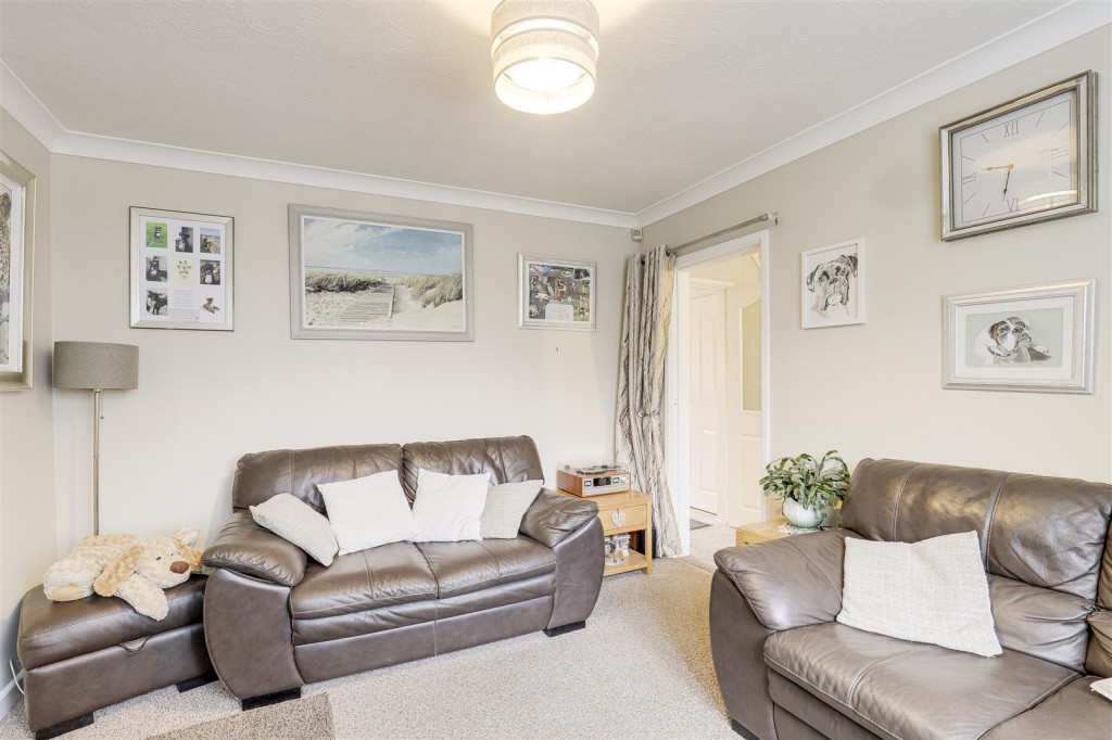 Redhill Road, Arnold, Nottinghamshire, NG5 8HB