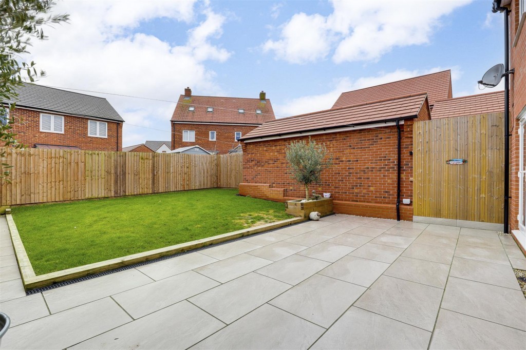 Geraldine Way, Castle Donington, Nottinghamshire, DE74 0AE