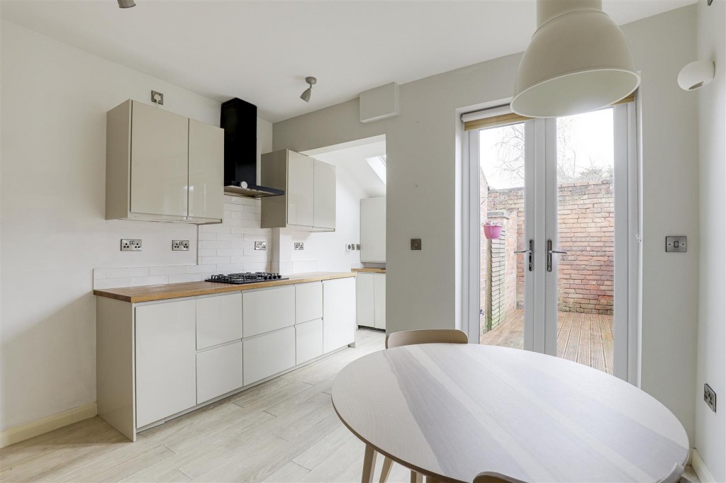 Bernard Terrace, Carrington, Nottinghamshire, NG5 2AA