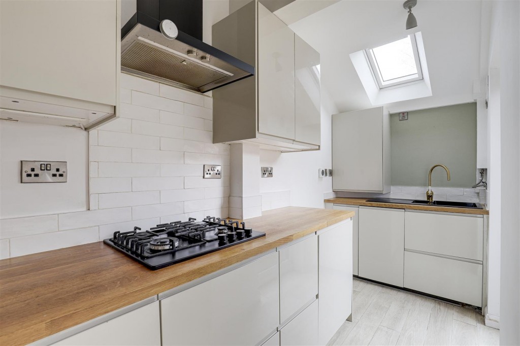 Bernard Terrace, Carrington, Nottinghamshire, NG5 2AA