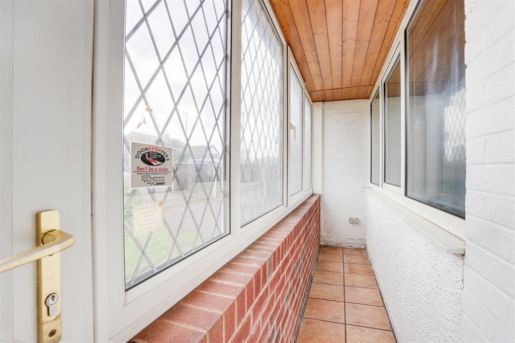 Stanthorne Close, Silverdale, Nottinghamshire, NG11 7DU