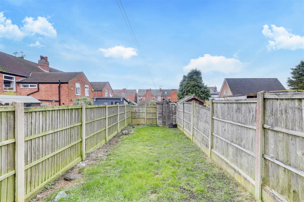 Roseberry Street, Kirkby-In-Ashfield, Nottinghamshire, NG17 7DZ