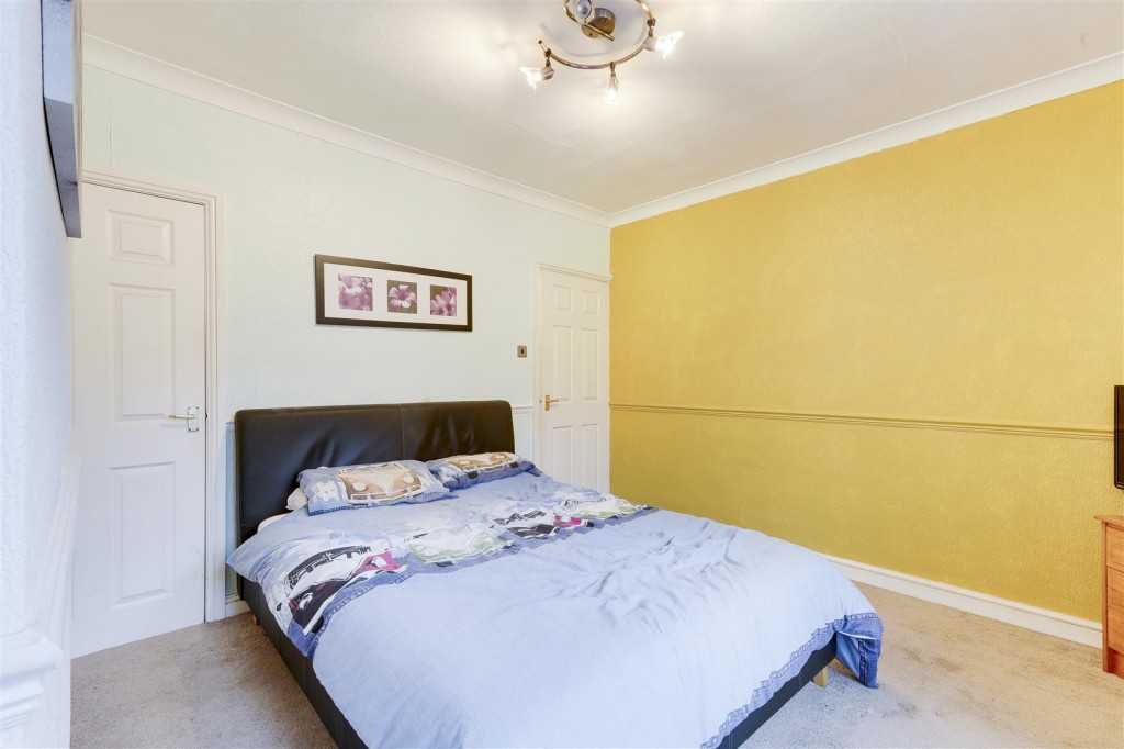 Roseberry Street, Kirkby-In-Ashfield, Nottinghamshire, NG17 7DZ