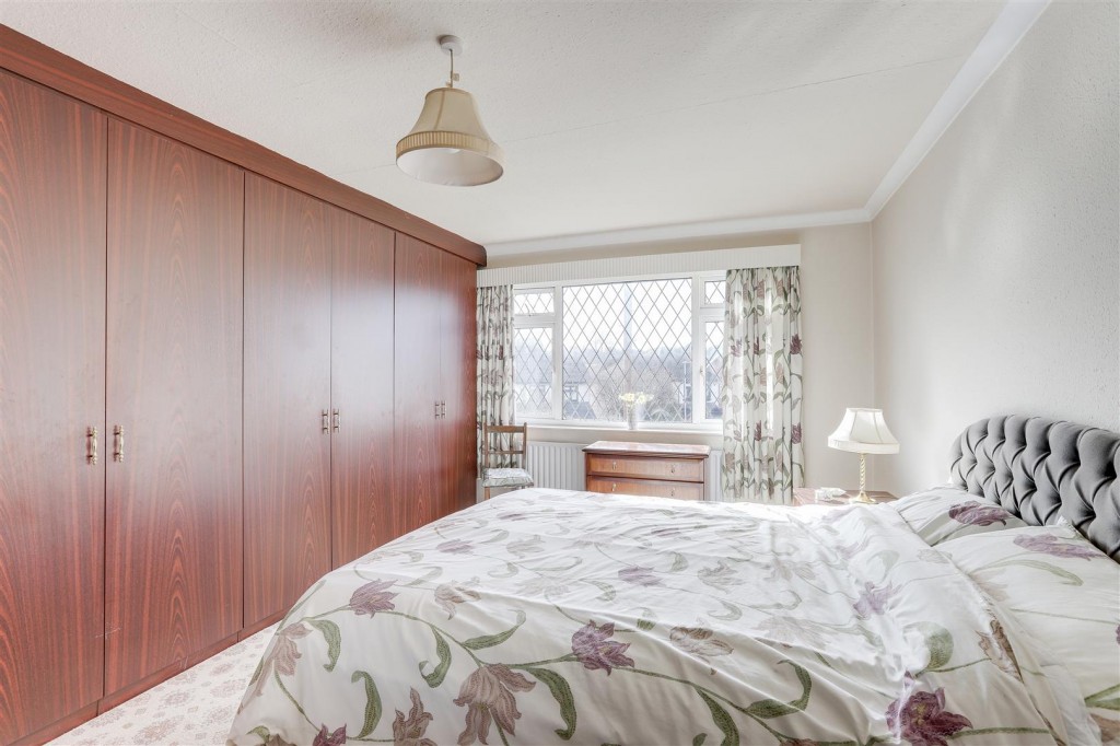 Burnside Drive, Bramcote, Nottinghamshire, NG9 3EE
