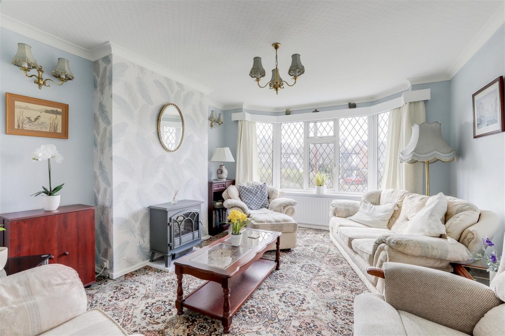 Burnside Drive, Bramcote, Nottinghamshire, NG9 3EE