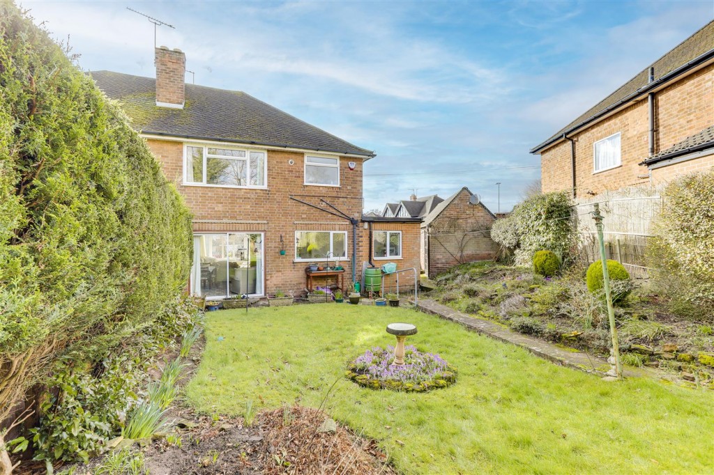 Burnside Drive, Bramcote, Nottinghamshire, NG9 3EE