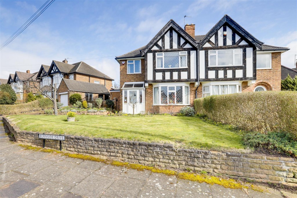 Burnside Drive, Bramcote, Nottinghamshire, NG9 3EE