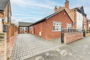 Woodland Avenue, Breaston, Derbyshire, DE72 3AN