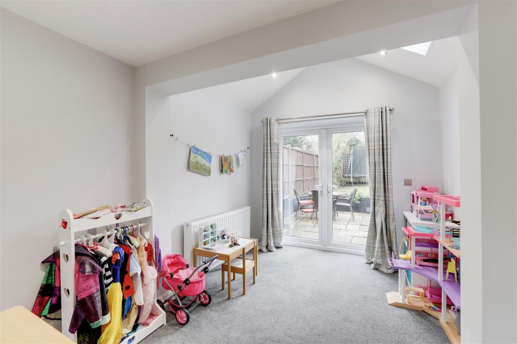 Woodland Avenue, Breaston, Derbyshire, DE72 3AN