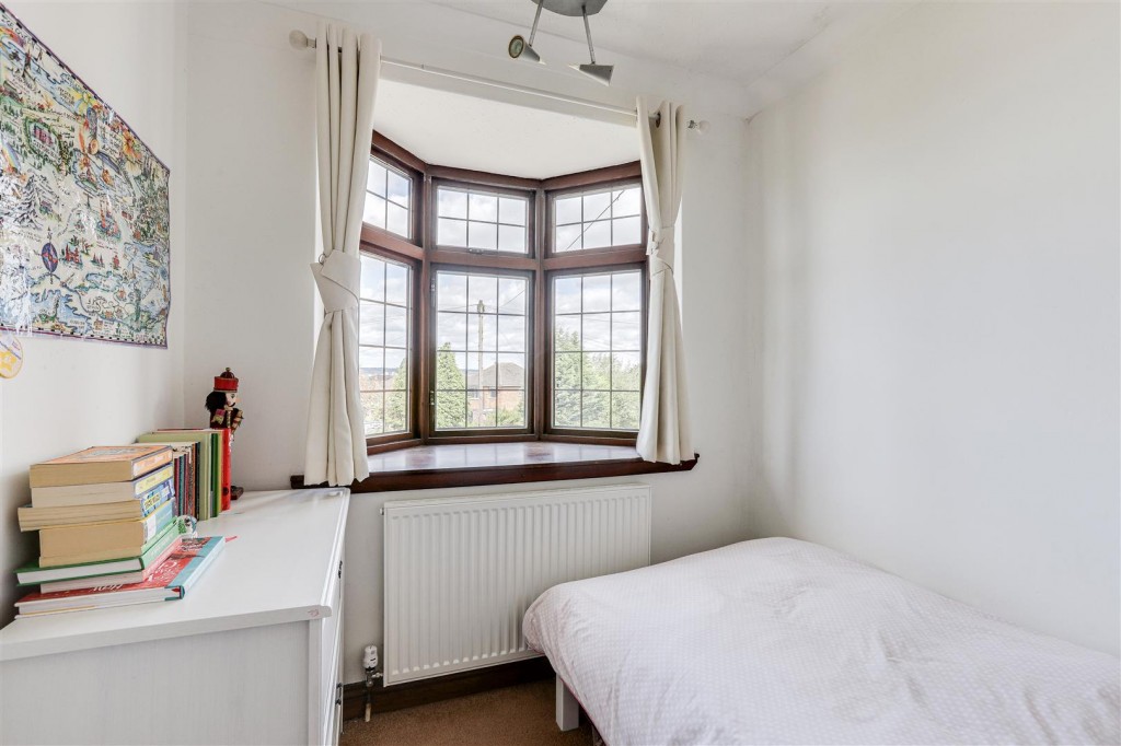 Lyndhurst Gardens, West Bridgford, Nottingham