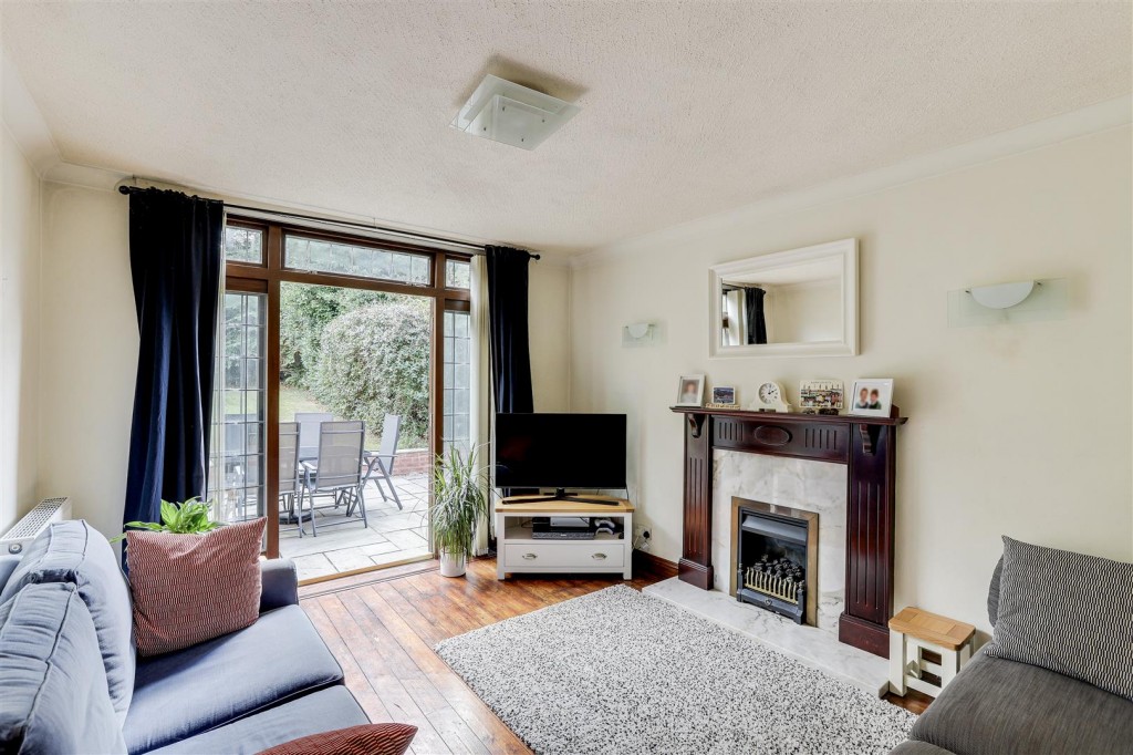 Lyndhurst Gardens, West Bridgford, Nottingham