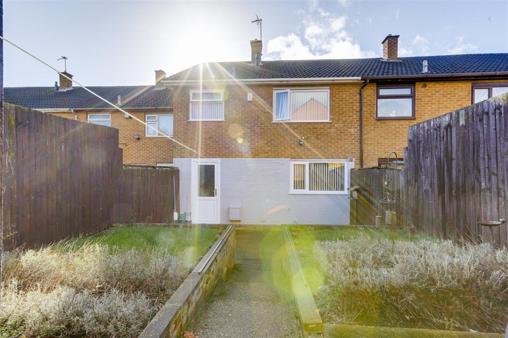 Bestwood Lodge Drive, Arnold, Nottinghamshire, NG5 8NE