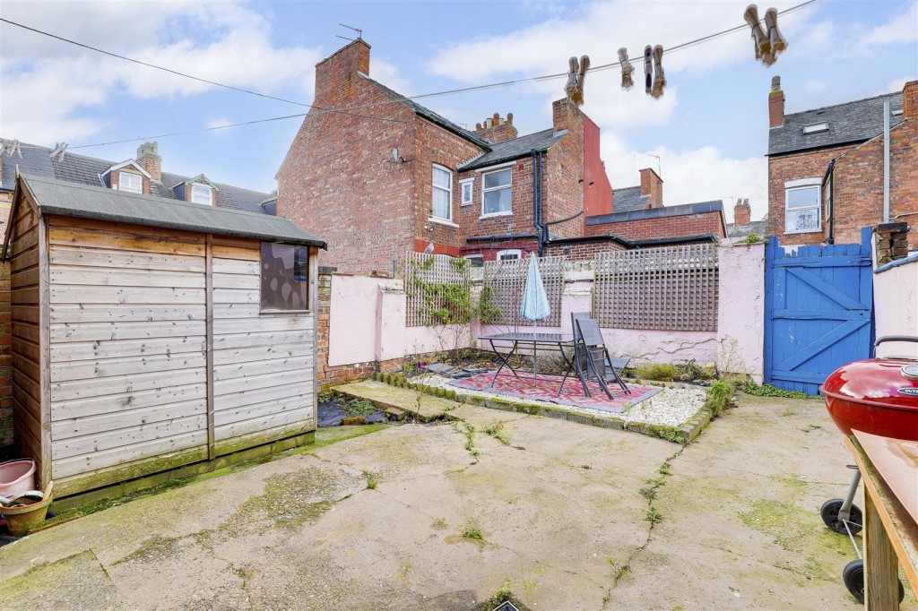 Woolmer Road, The Meadows, Nottinghamshire, NG2 2FB