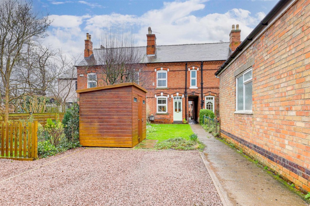 Midland Cottages, West Bridgford, Nottinghamshire, NG2 6BH
