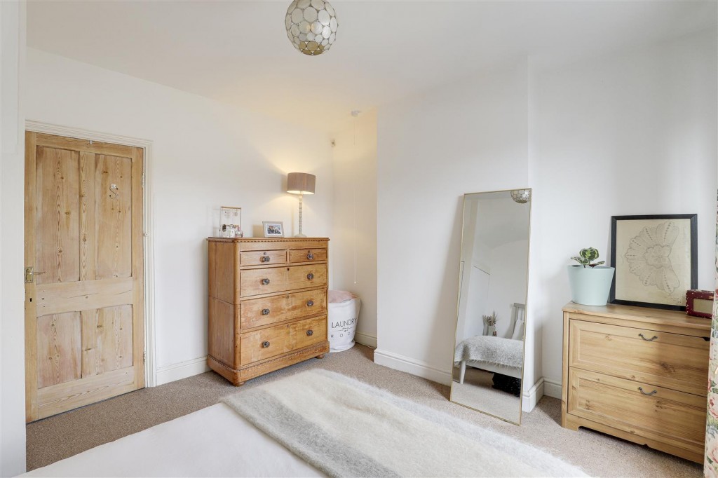 Midland Cottages, West Bridgford, Nottinghamshire, NG2 6BH
