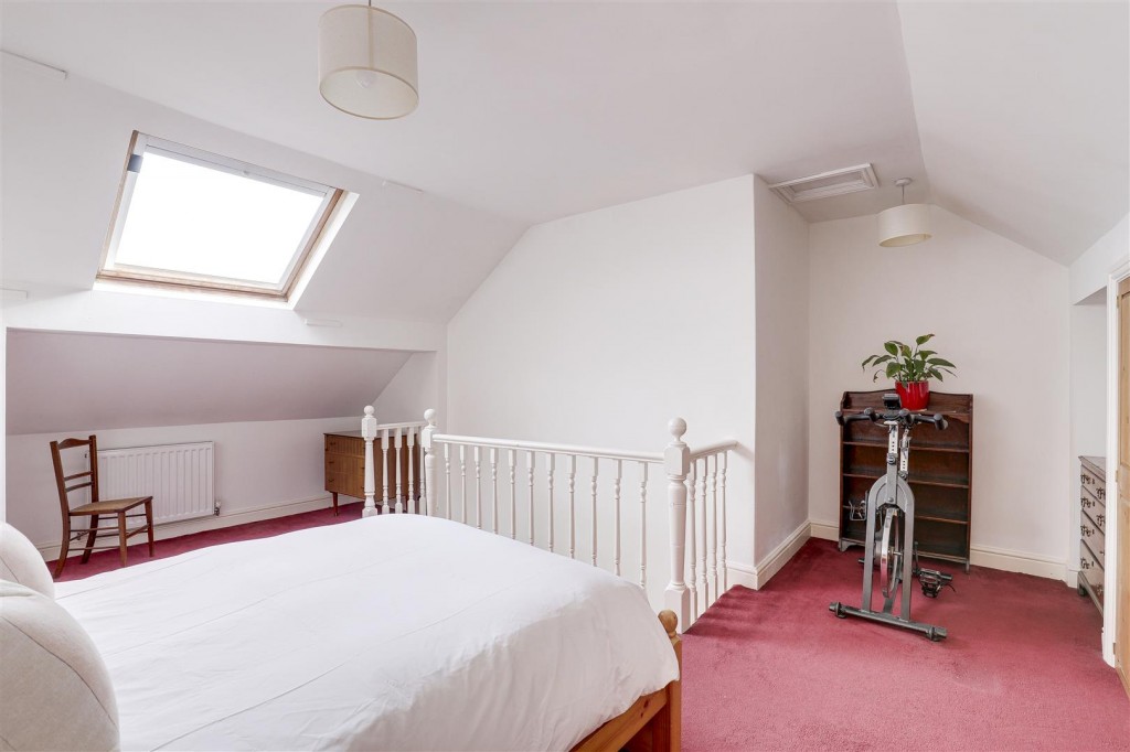 Midland Cottages, West Bridgford, Nottinghamshire, NG2 6BH