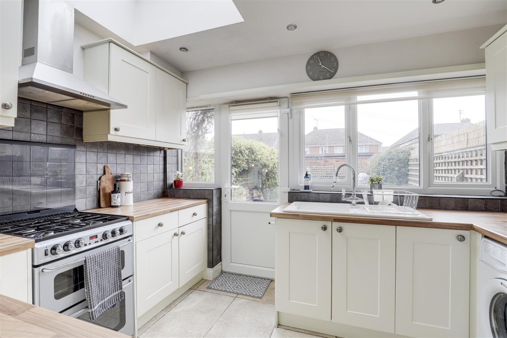 Midland Cottages, West Bridgford, Nottinghamshire, NG2 6BH