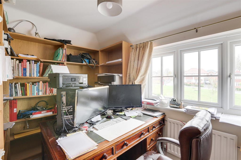 Westerdale Drive, Keyworth, Nottinghamshire, NG12 5ST