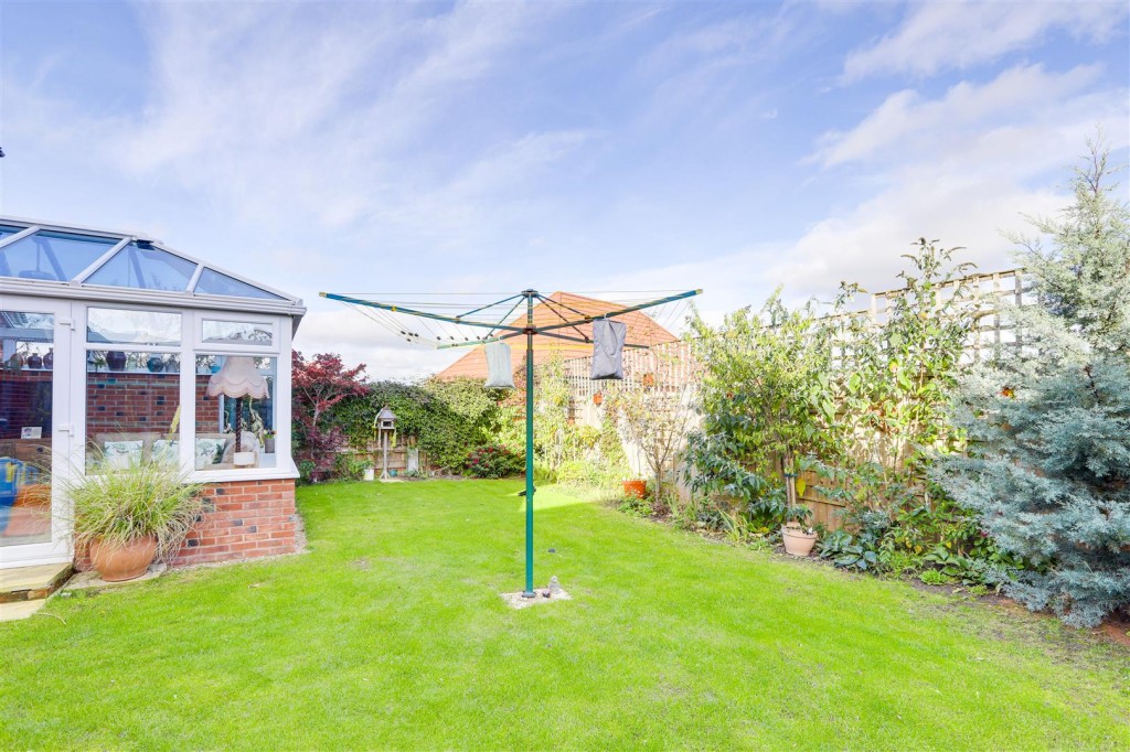 Westerdale Drive, Keyworth, Nottinghamshire, NG12 5ST