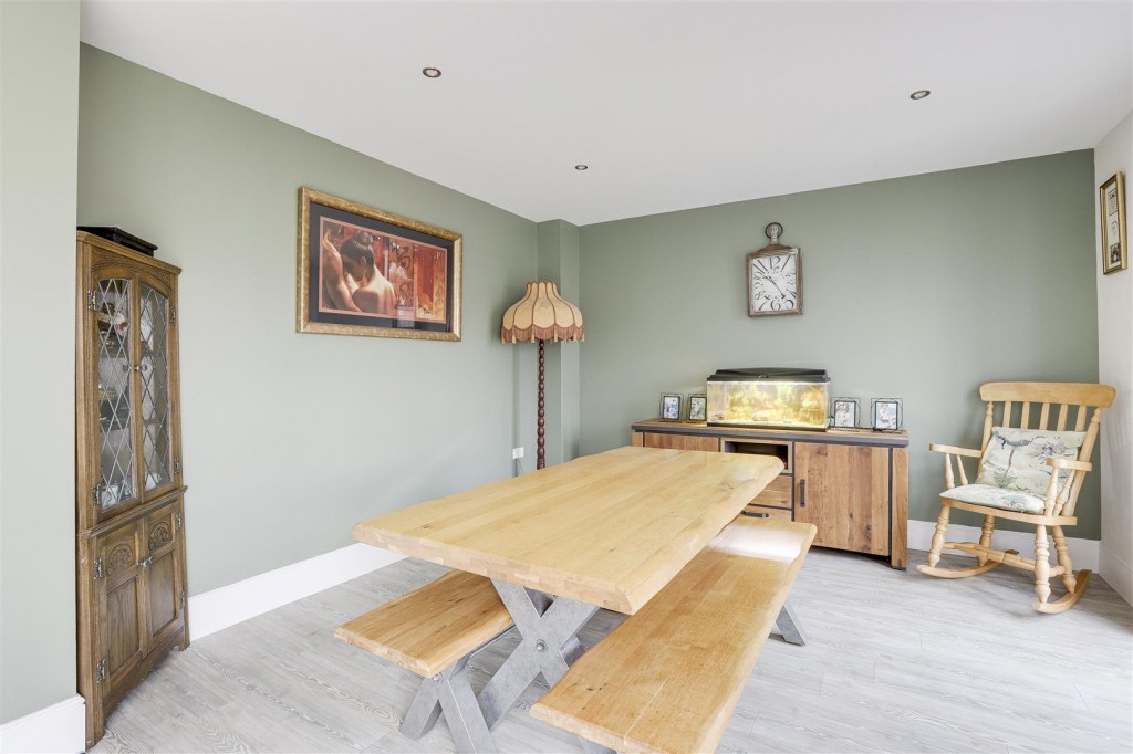 Westerdale Drive, Keyworth, Nottinghamshire, NG12 5ST