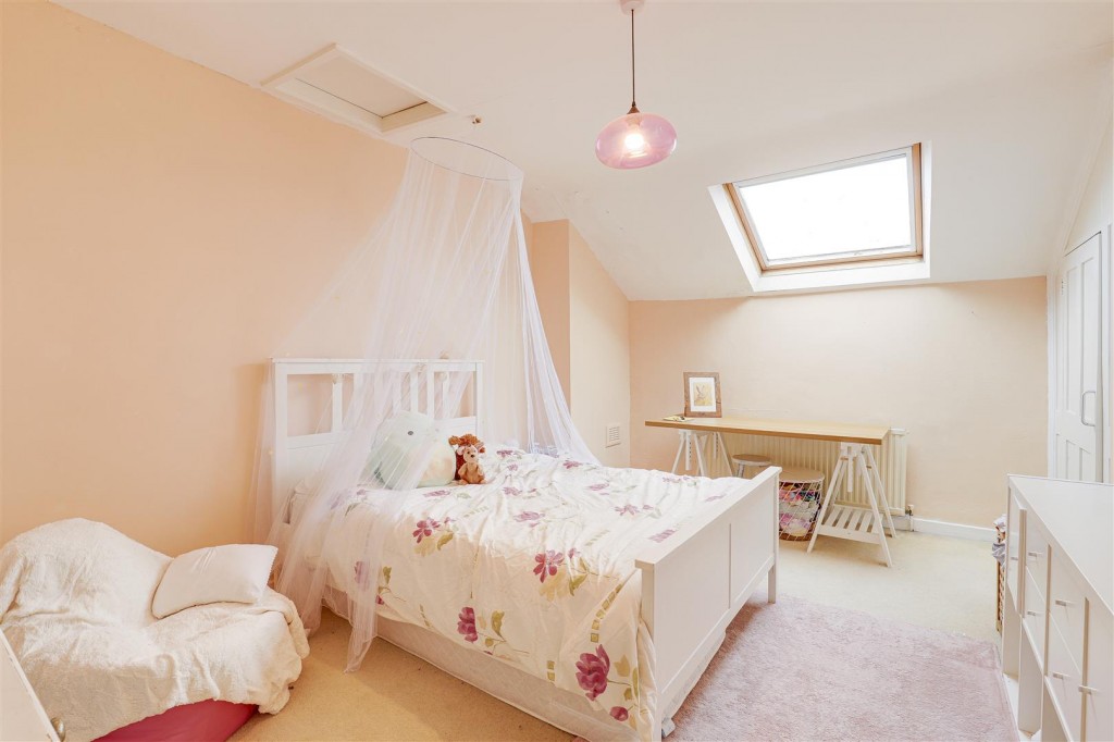 Church Drive, Carrington, Nottinghamshire, NG5 2BA