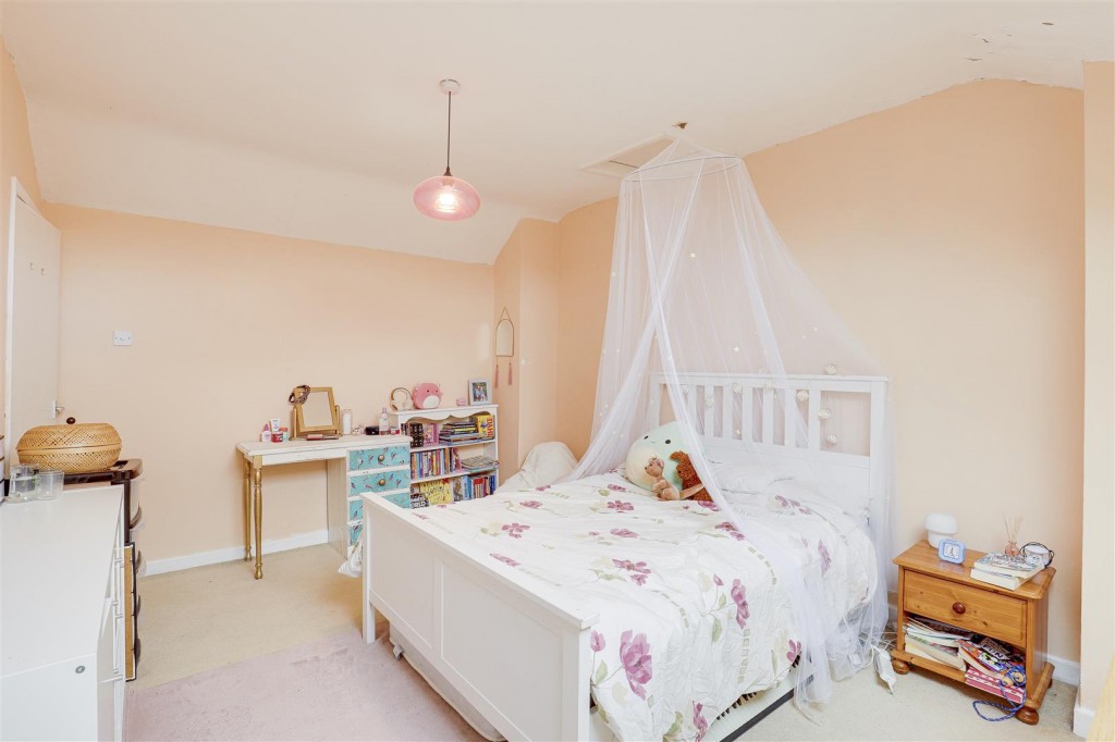 Church Drive, Carrington, Nottinghamshire, NG5 2BA