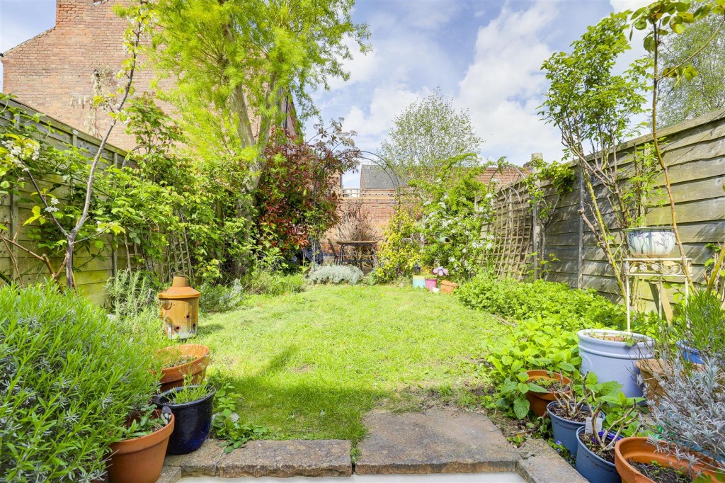 Church Drive, Carrington, Nottinghamshire, NG5 2BA