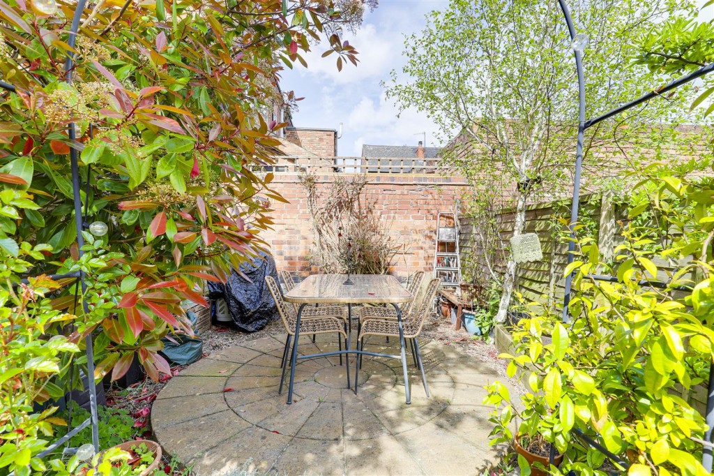 Church Drive, Carrington, Nottinghamshire, NG5 2BA