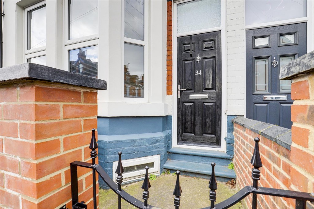Church Drive, Carrington, Nottinghamshire, NG5 2BA