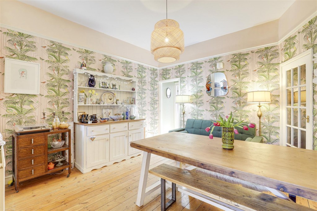 Church Drive, Carrington, Nottinghamshire, NG5 2BA